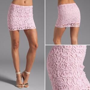 BB Dakota Sanford Pink Lace Mini Skirt Size 6